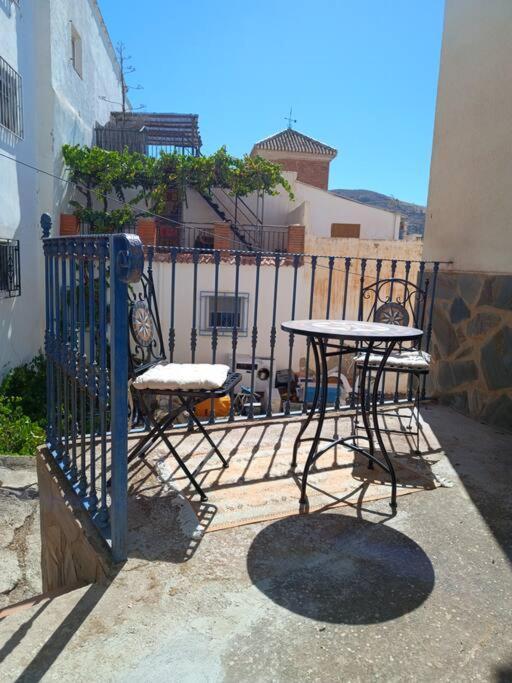 Casa Heli - Ruim Appartement Met Dakterras In Polopos Luaran gambar